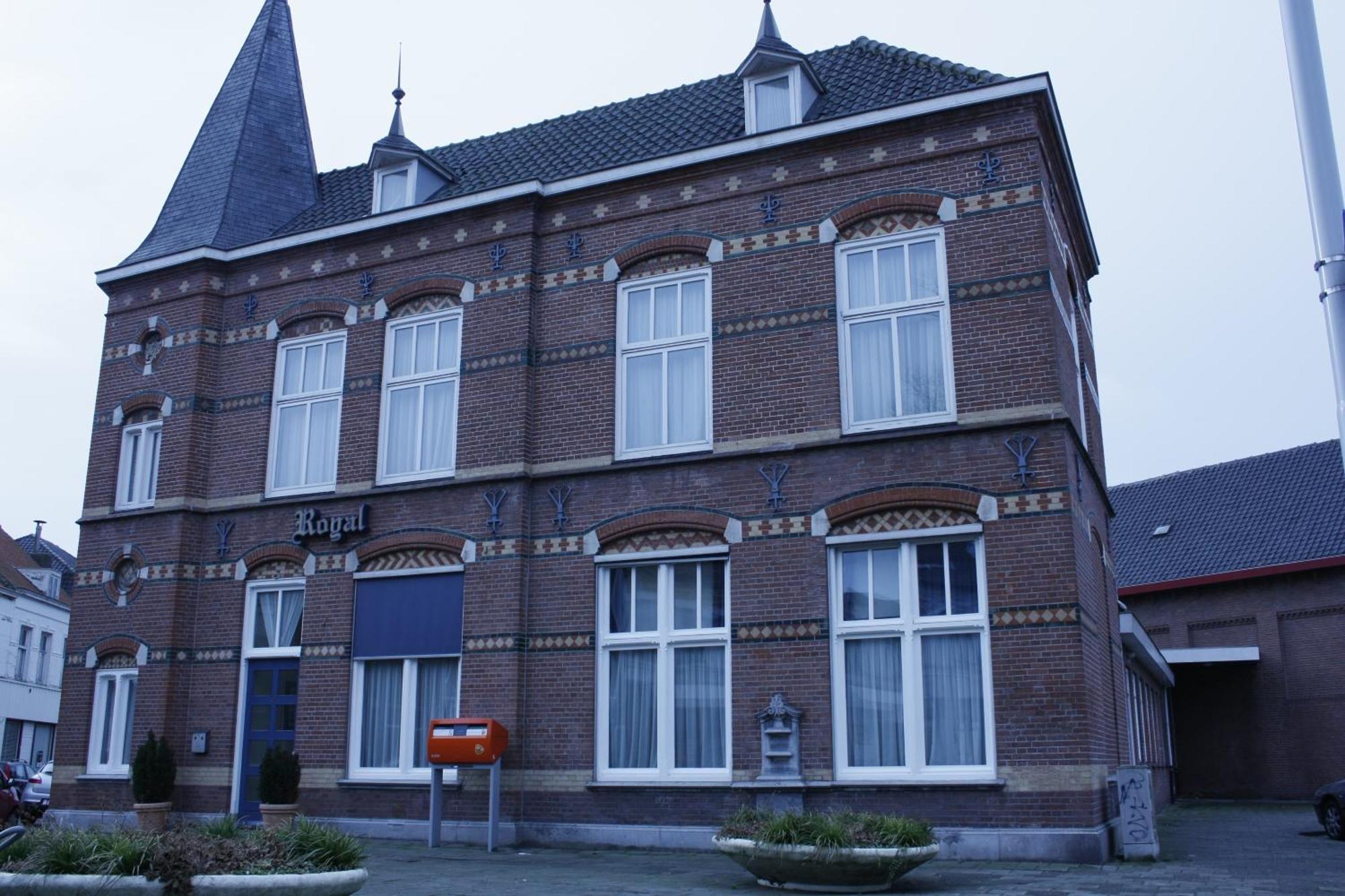 Hotel & Appartementen Royal Sas van Gent Exteriör bild